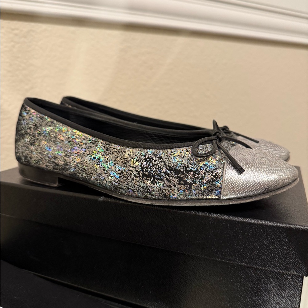 CHANEL‎ Silver and Black ballerina flats